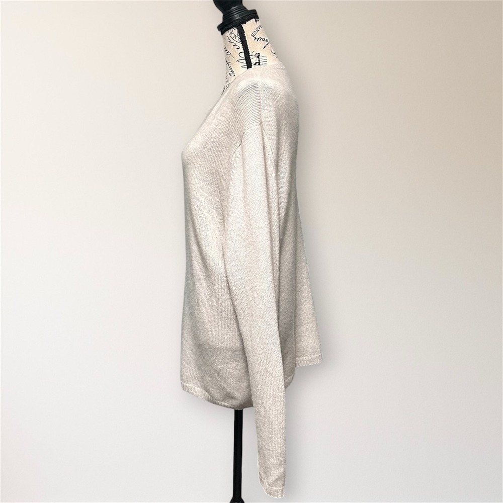 Vince Cashmere Sweater Ivory Crew Neck Lightweight Knit Quiet Luxury Minimalist - Picture 5 of 11